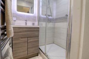 En-Suite- click for photo gallery